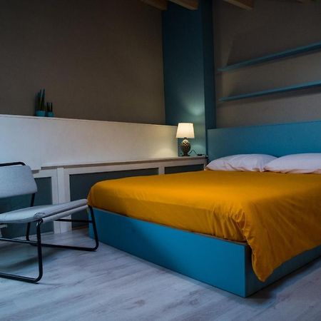 Il Piccolo Loft Holiday Home ปาลัซโซ อาเกรอิเด ภายนอก รูปภาพ