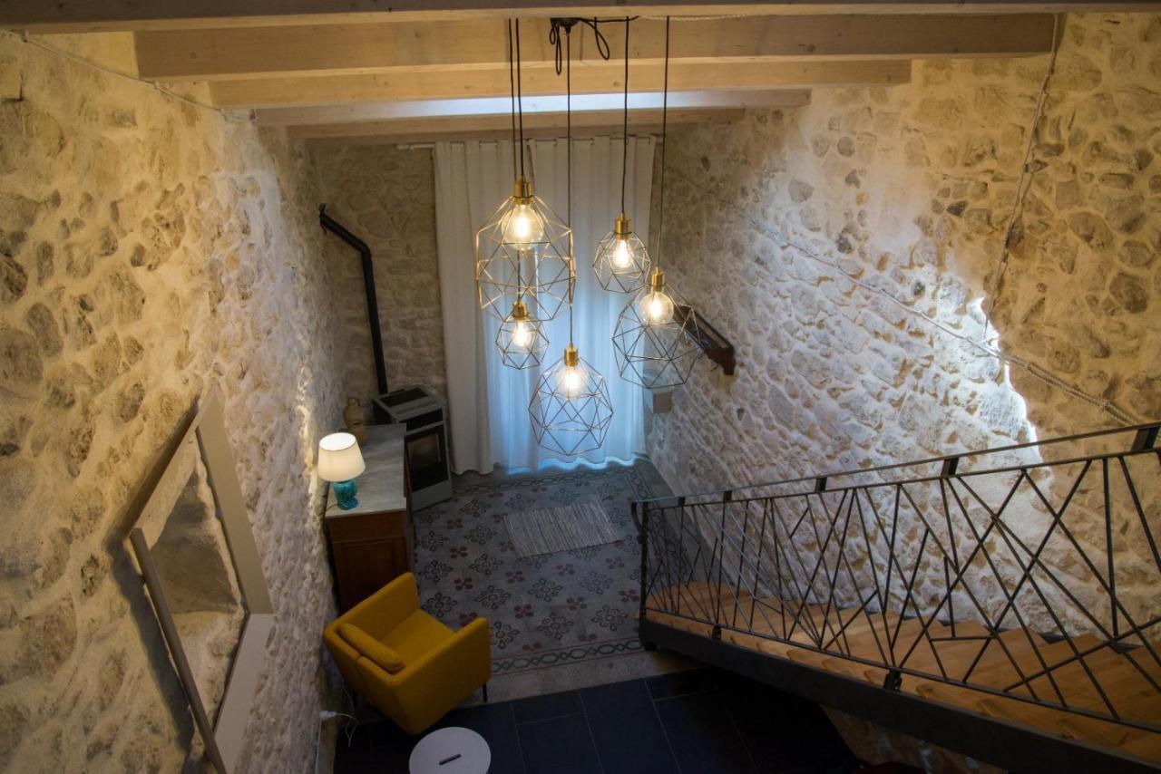 Il Piccolo Loft Holiday Home ปาลัซโซ อาเกรอิเด ภายนอก รูปภาพ