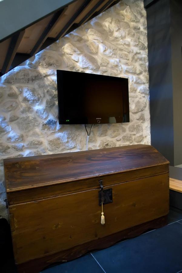 Il Piccolo Loft Holiday Home ปาลัซโซ อาเกรอิเด ภายนอก รูปภาพ