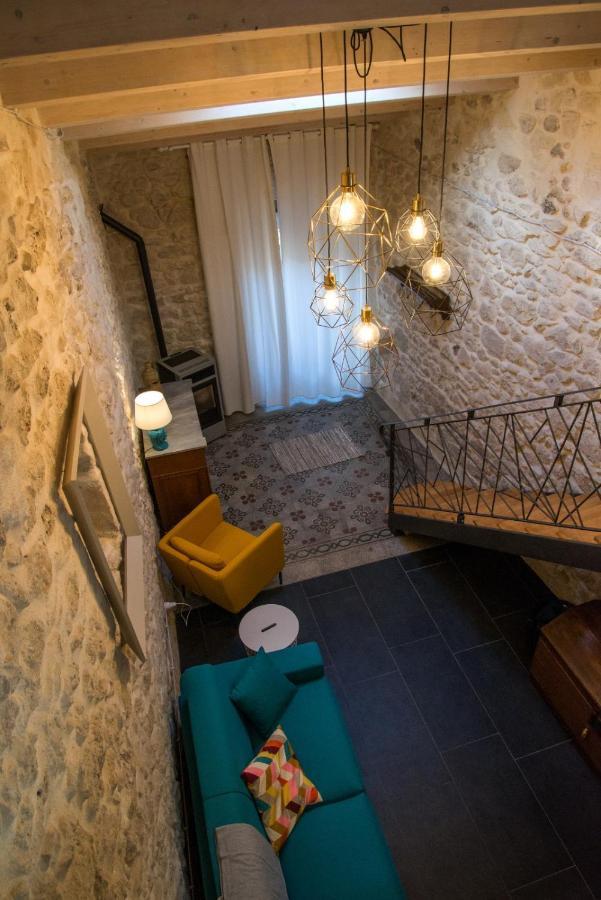Il Piccolo Loft Holiday Home ปาลัซโซ อาเกรอิเด ภายนอก รูปภาพ