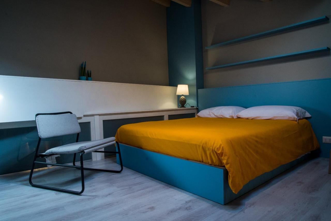 Il Piccolo Loft Holiday Home ปาลัซโซ อาเกรอิเด ภายนอก รูปภาพ